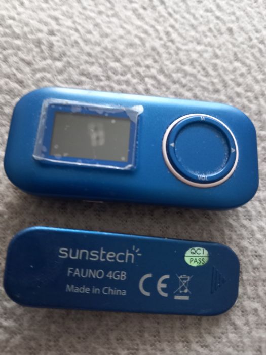 Vendo  mp3  como novo em bom estado.