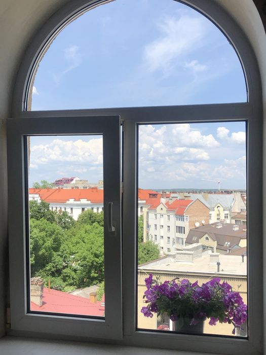Оренда. Однокімнатної квартири в центрі міста 47м2