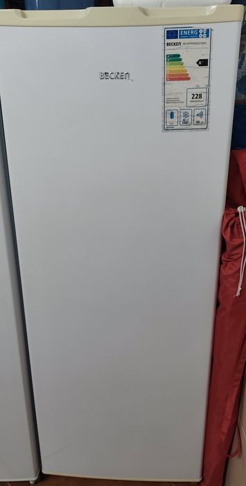 Arca congeladora vertical Becken