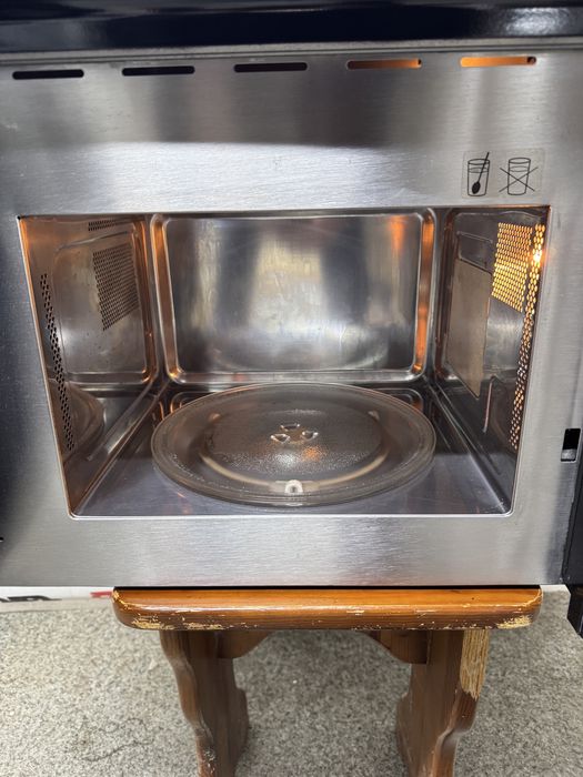 Siemens iQ500 вбудована мікрохвильовка (микроволновка)