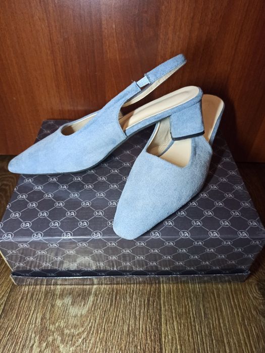 Стильні туфлі- лодочки