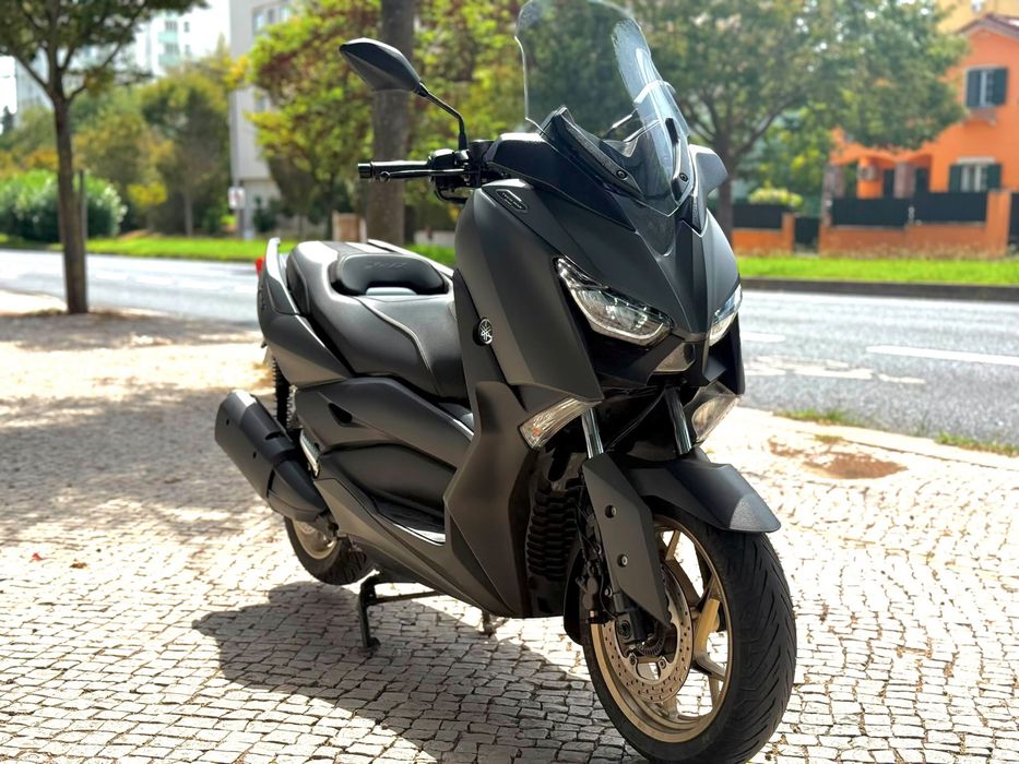 Yamaha XMAX 300 Tech MAX — 2020 — 30.000 km