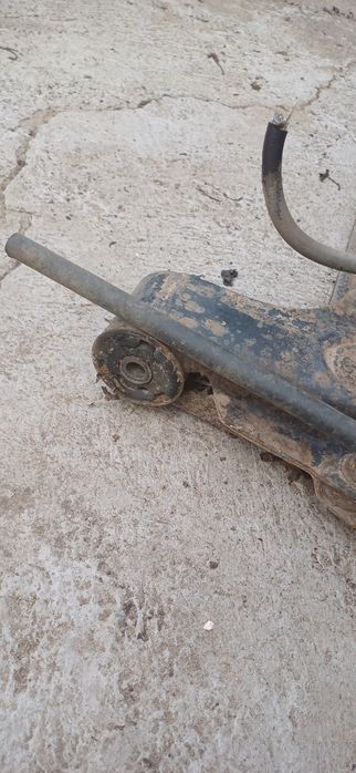 Продам балку сенс, ланос