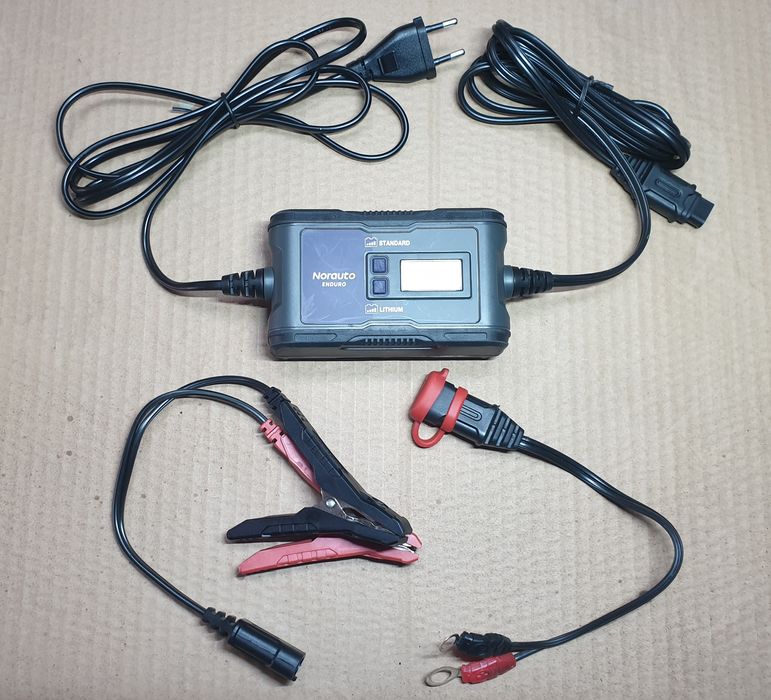 Carregador Bateria Enduro NORAUTO 2A 6/12V