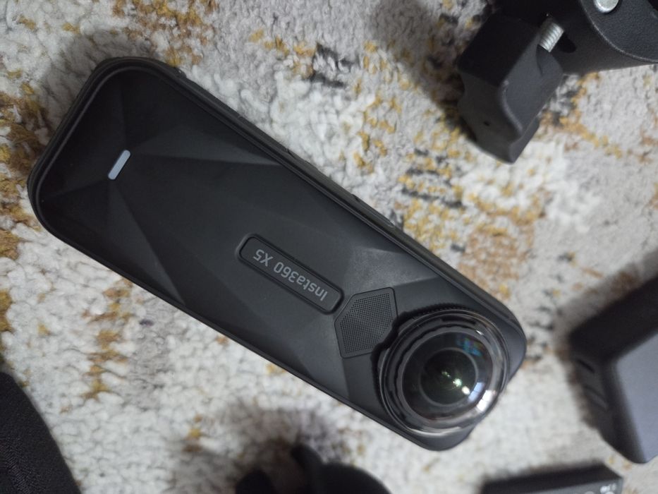 Insta360 X5 + Acessórios