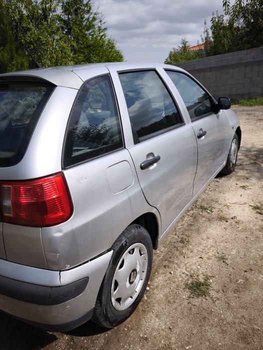 Seat Ibiza 2001 Gasolina — photo 5
