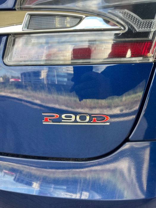 Tesla Model S Tesla Model S P90D