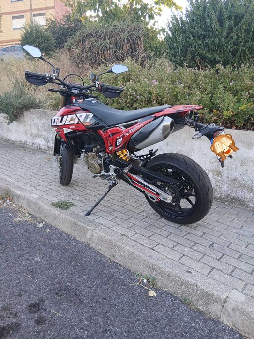 Ducati Hypermotard 698 Mono