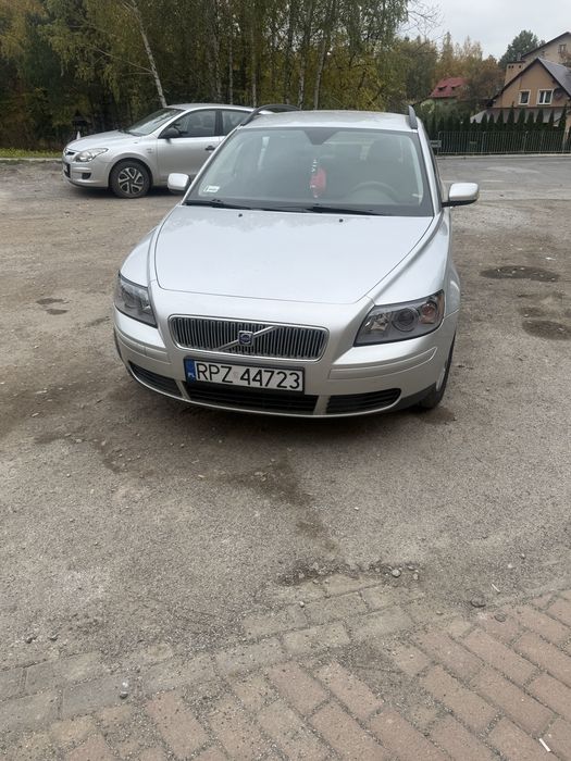 Volvo V50