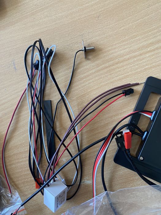 Смарт экран К 3015 Bluetooth Radio часы температура