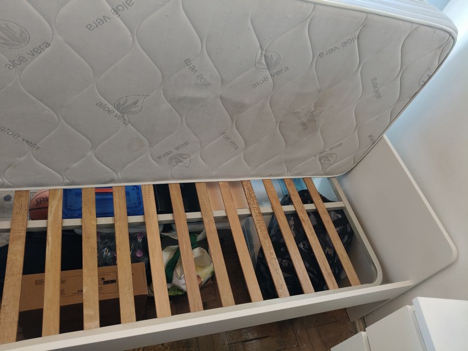 Cama de solteiro
