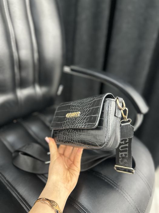 Сумочка GUESS чорна