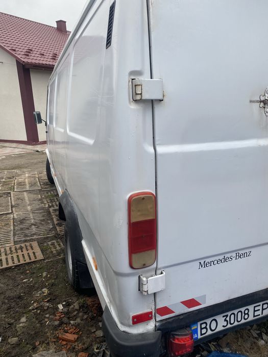 Продам Мерседес 410