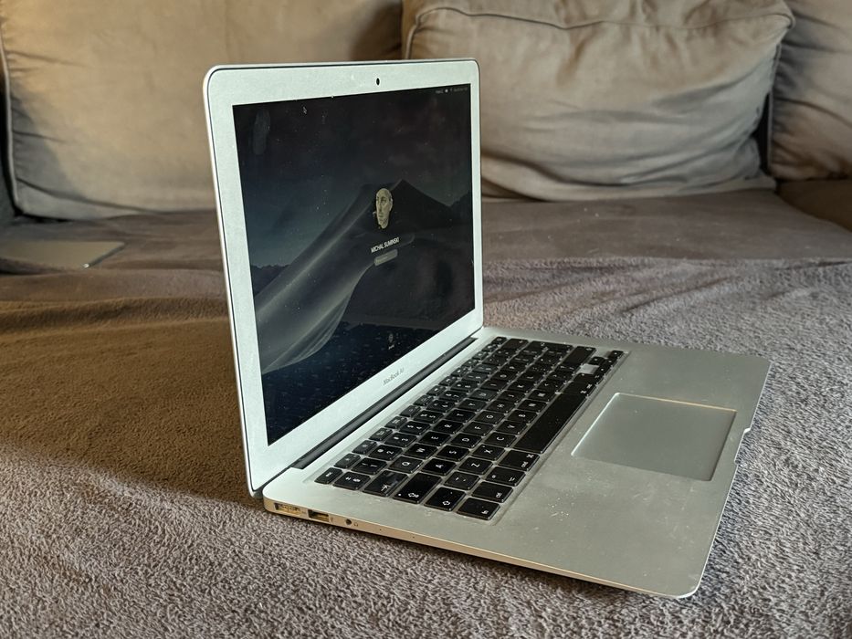 Apple Macbook Air 1466
