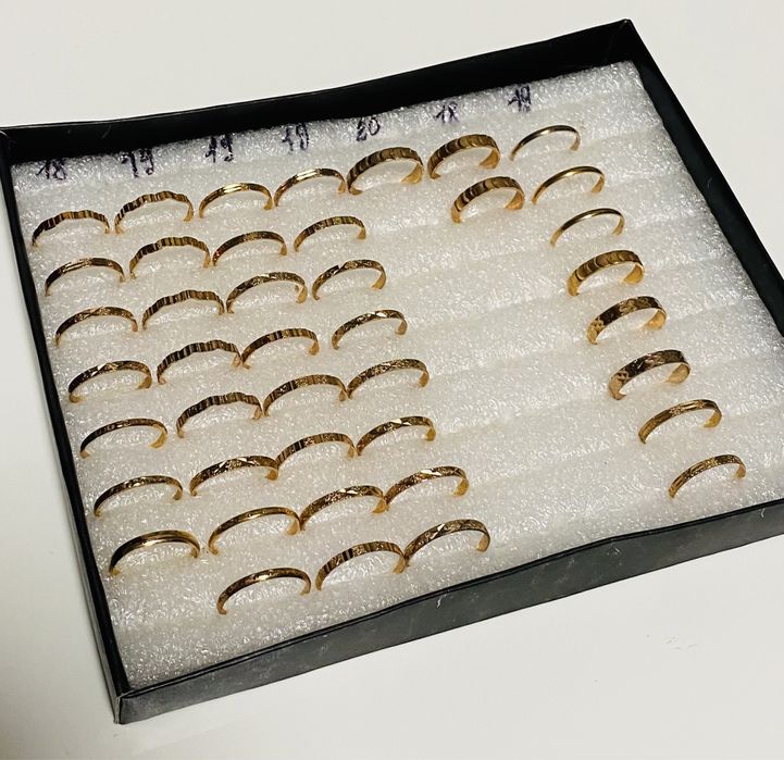 Шикарные обручальные кольца