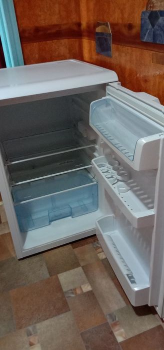 Міні-холодильник ВЕКО