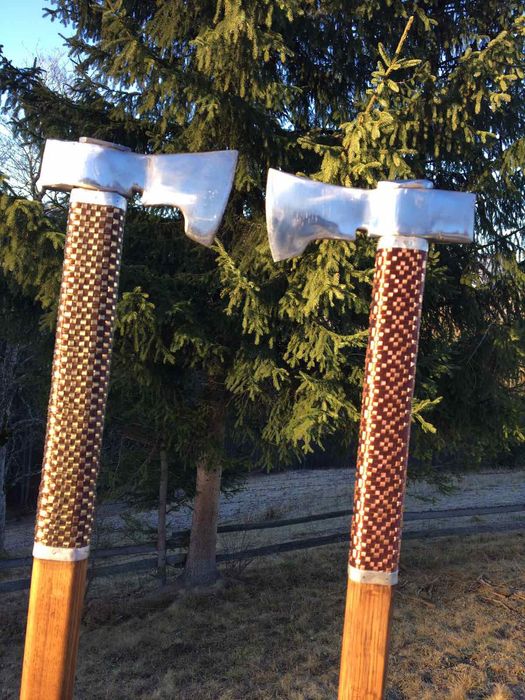 Гуцульська бартка топірець