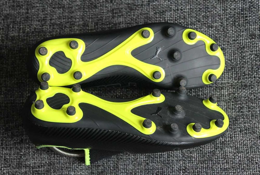 Копачки безшнурівки Puma Finesse Laceless FG Оригінал 43р 27.7см