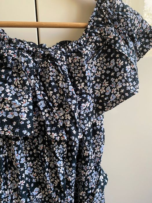 H&M ciemnoniebieski kombinezon w kwiaty 38