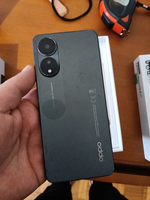 Vendo 2 oppos os 2 com ecrã partido!