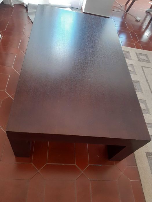 Mesa de centro de madeira maciça