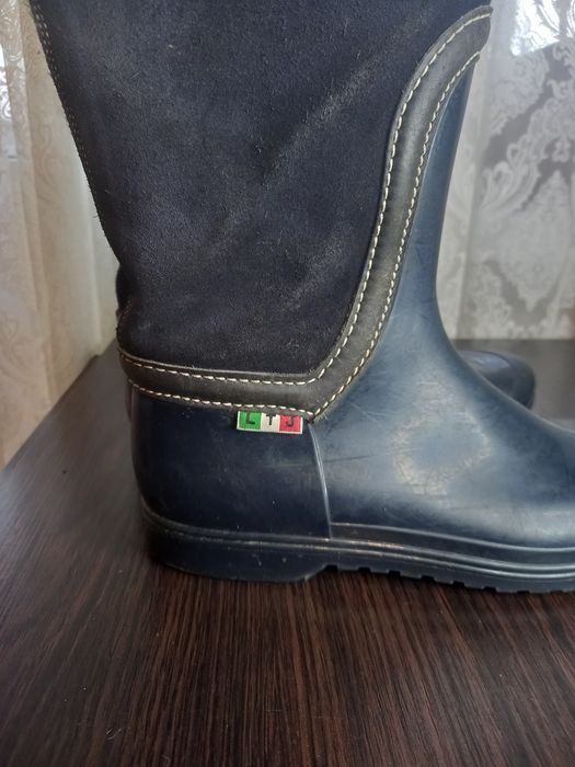 Гумові жіночі чоботи