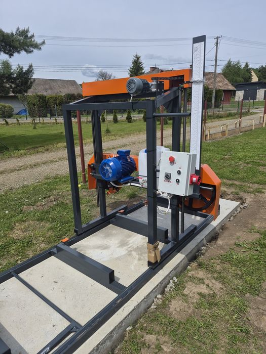 Trak taśmowy poziomy nowy