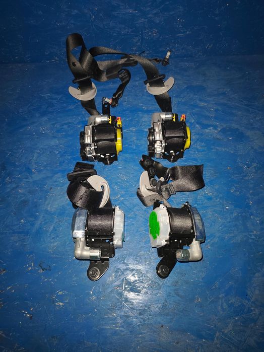 Pasy bezpieczeństwa komplet pasów airbag Kia stonic lift