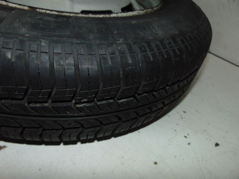 Citroen visa jante com pneu