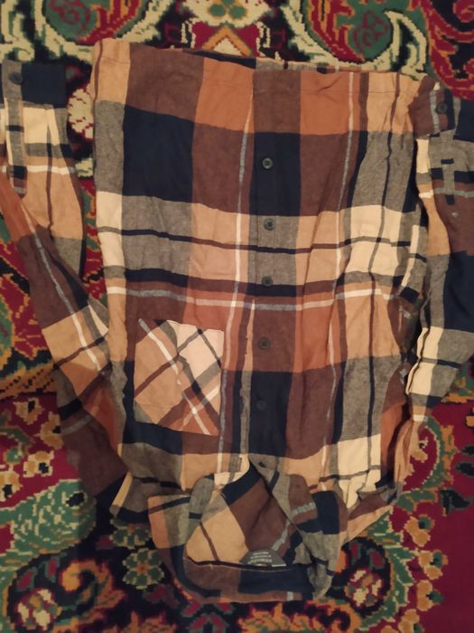 Рубашка  с длинным рукавом на рост 128 см