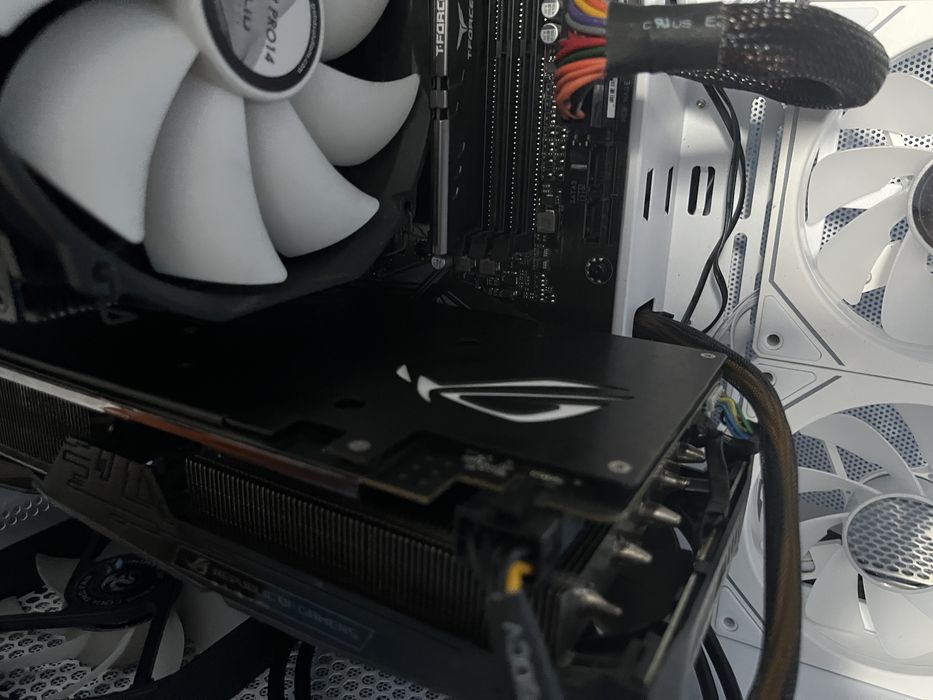 Asus strix rx580 8gb с коробкой