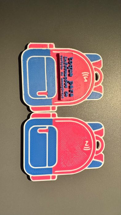 Chaveiro personalizado com NFC, perfeito para crianças na escola!