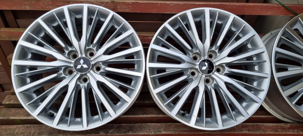 Felgi 5x114.3x18 Mitsubishi oryginalne z czujnikami ciśnienia
