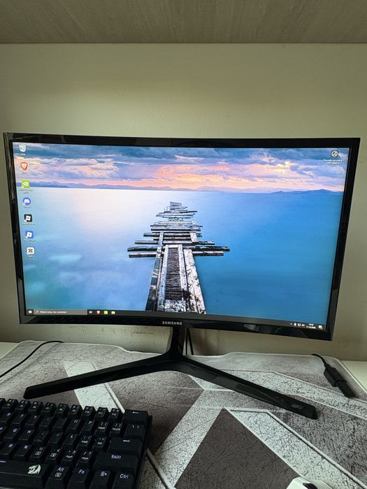 Samsung Curved 144hz Bdb!