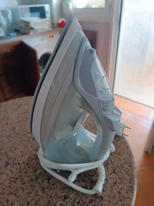 Ferro de engomar Philips Ceramic 2400W