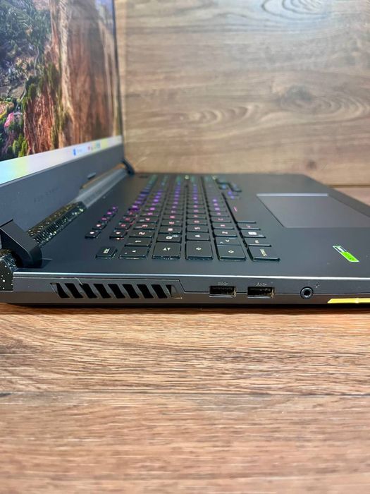 Asus Rog Strix 17 RTX4060