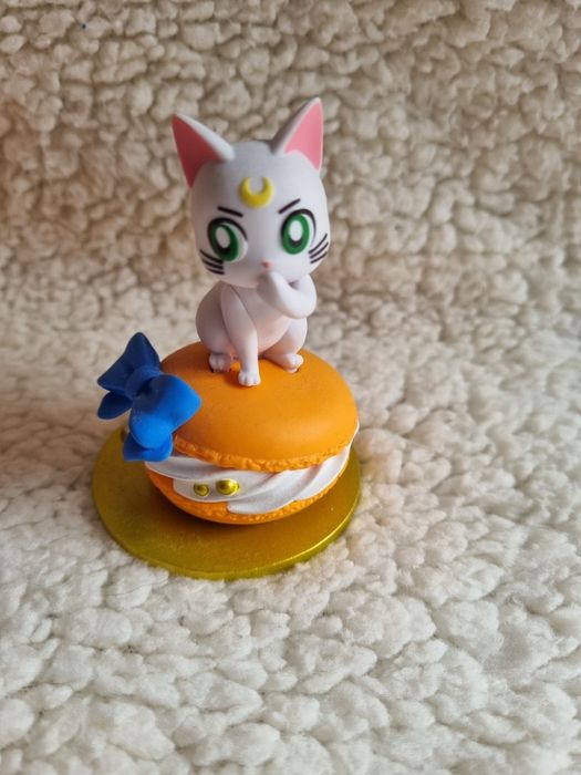 Pretty Guardian Sailor Moon Cosmo The Movie Artemis Figure64739425893249121