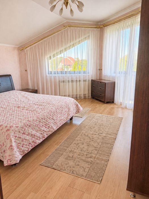 Продаж будинку Сторожниця ближня
