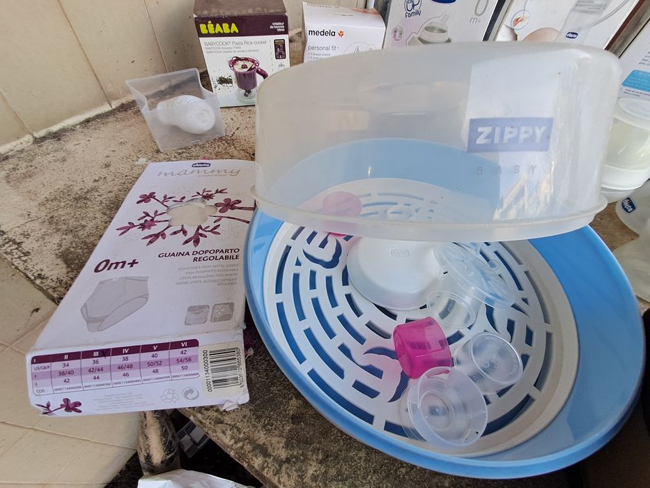 Lote de artigos para bébé