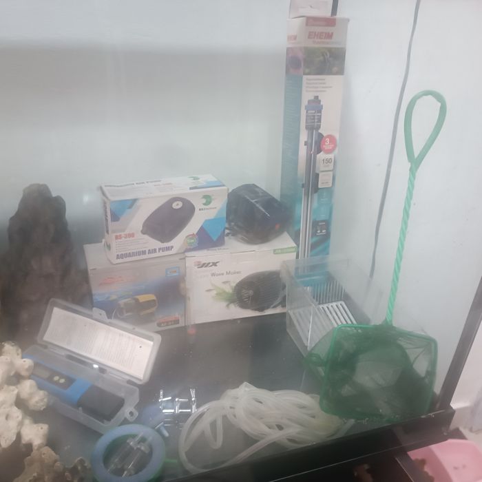 Aquário com móvel