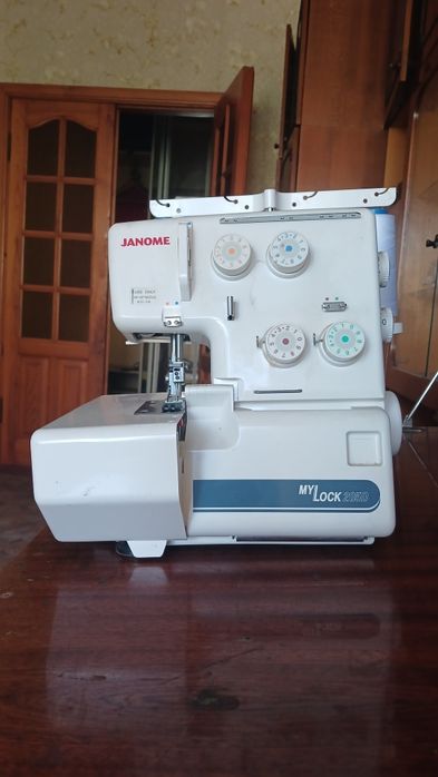 Оверлок  Janome MyLock 205D