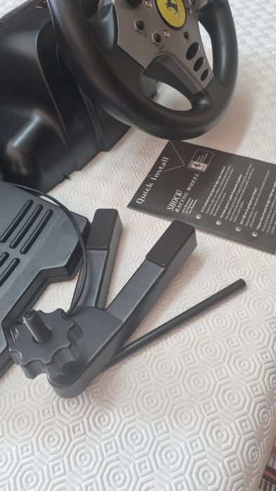 Volante e Pedais Ferrari para Playstation 1