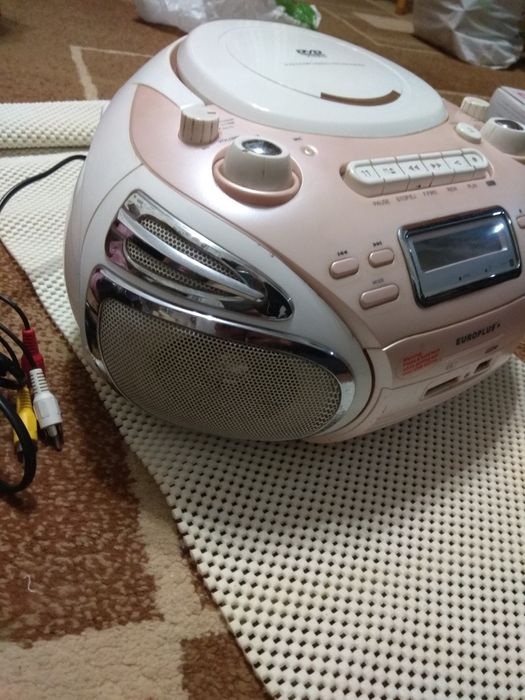 Видео и музыкальный проигрывать