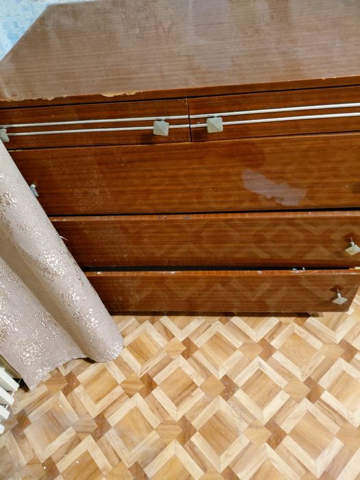 Отдаю даром мебель