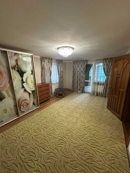 Продаж будинку в Левкові