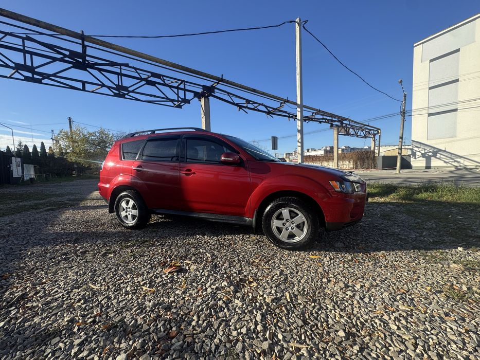 Продам автомобіль Mitsubishi 2011 року