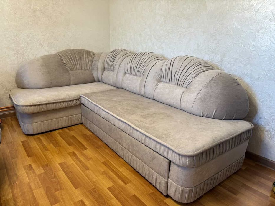 Диван,угловий тканина