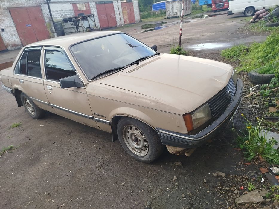 Опель рекерд 20s