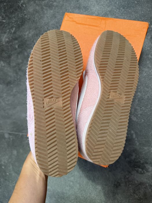 Кртсовки Nike розозовые
