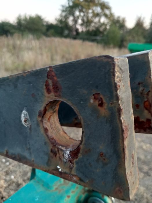 Продам плуг новий